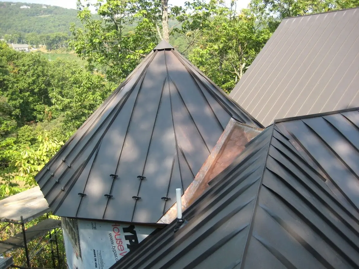 Professional Shingle Replacement & Repair by Craftsman Roofing in Midway